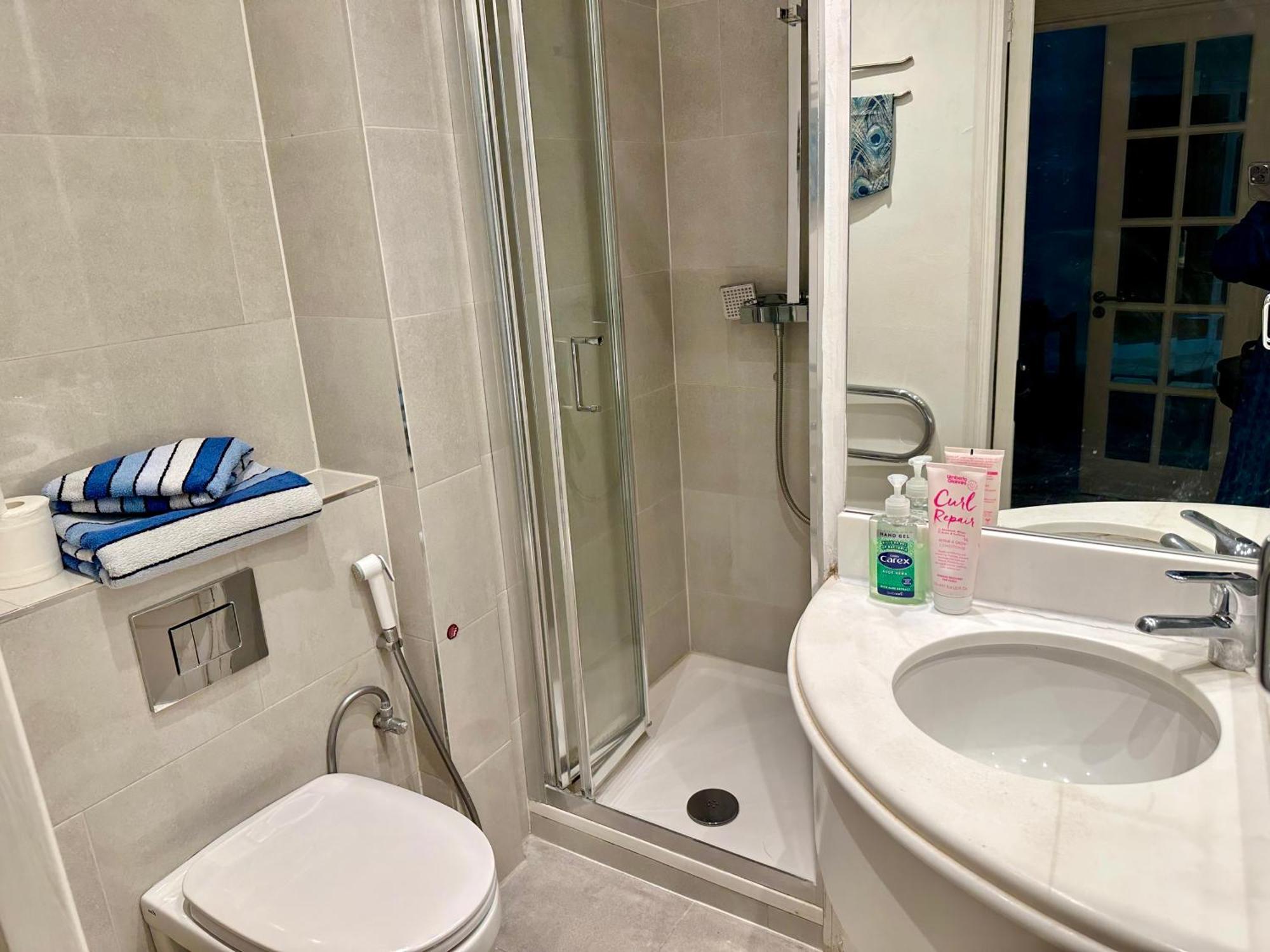 Prime Location - 2 Beds 3 Bath Flat Knightsbridge Appartement