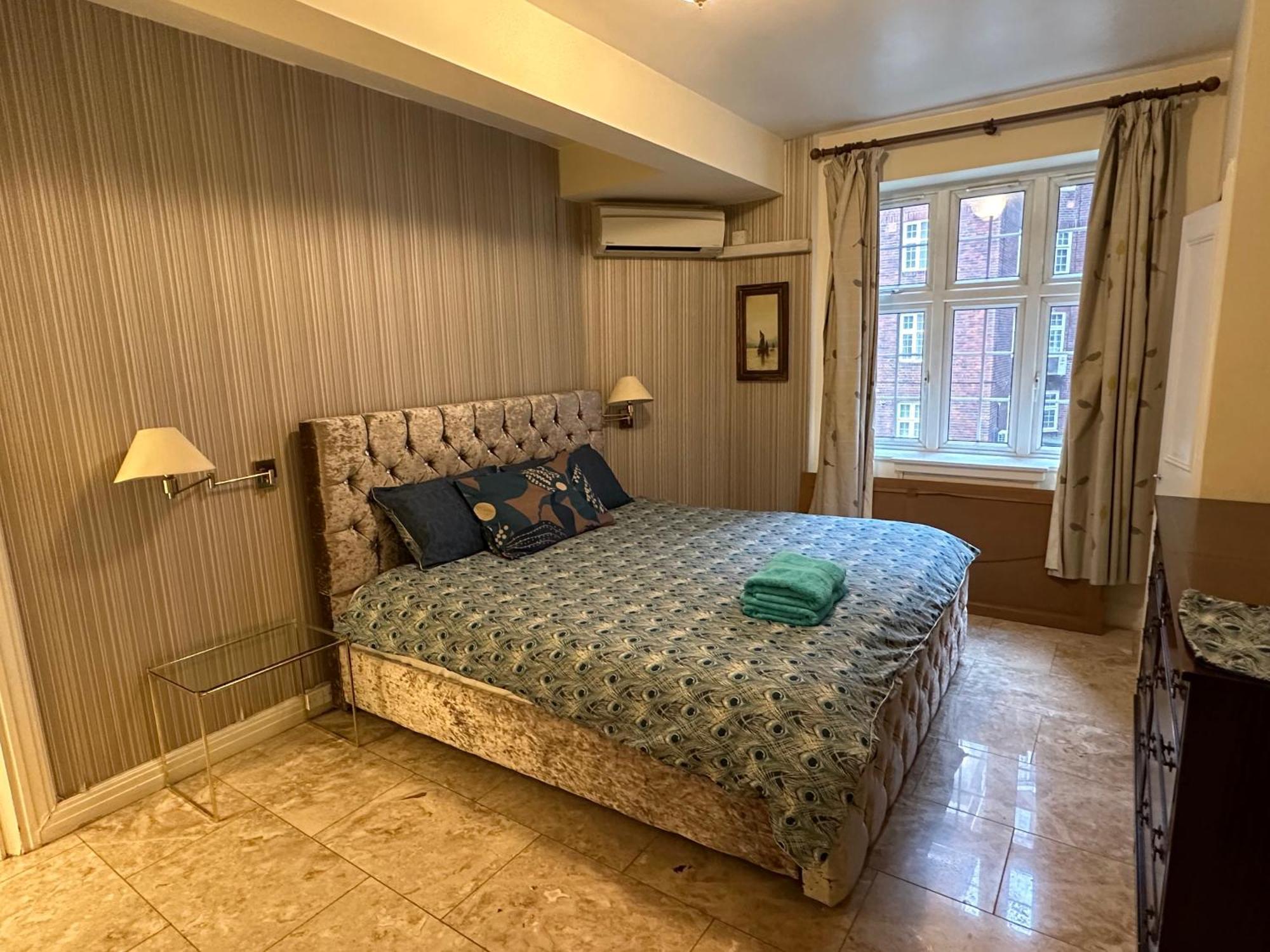 Prime Location - 2 Beds 3 Bath Flat Knightsbridge