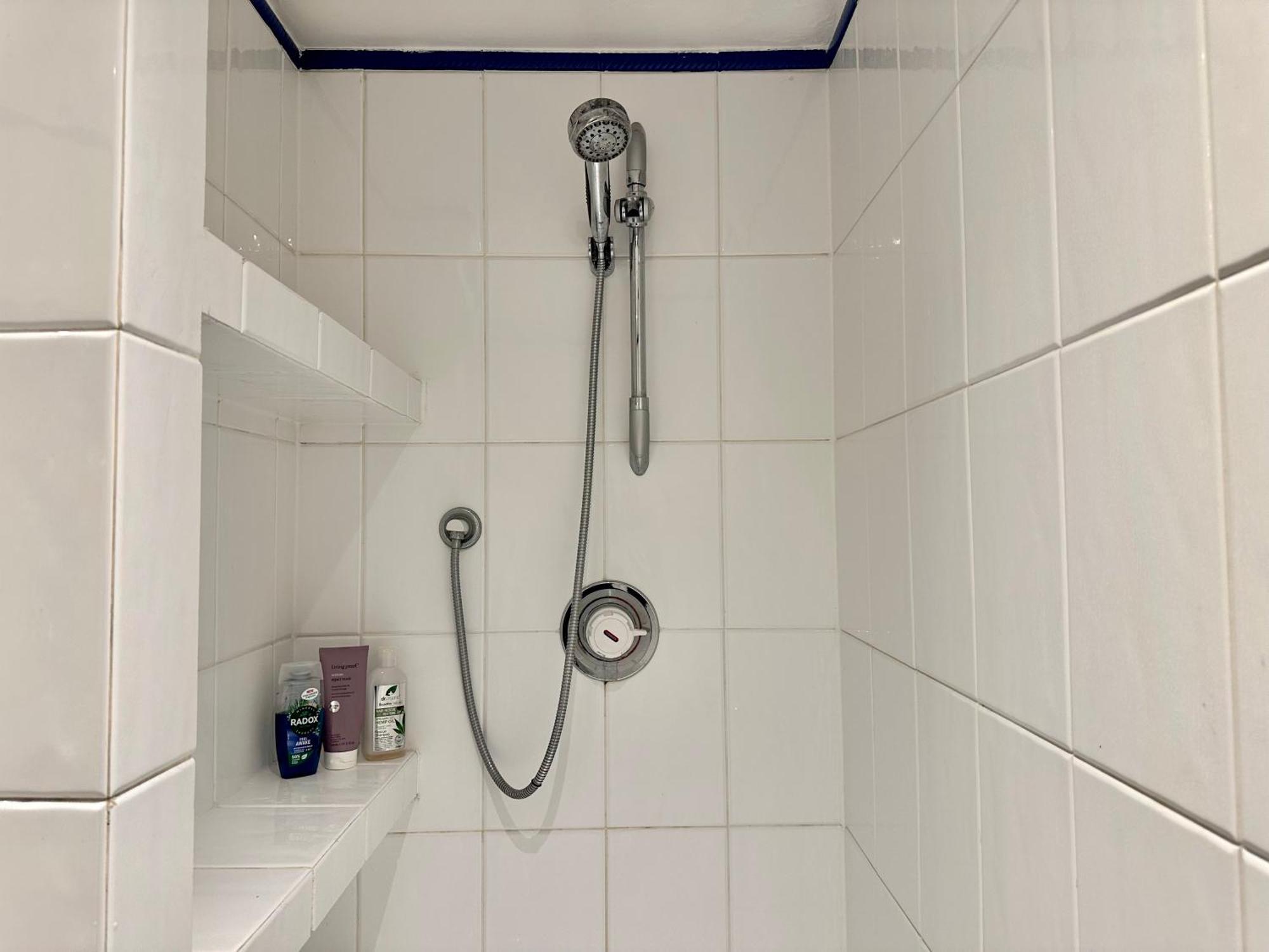Prime Location - 2 Beds 3 Bath Flat Knightsbridge * Londres